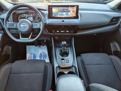 Nissan Qashqai 1.3 mhev Acenta 2wd 140cv (6)