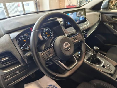 Nissan Qashqai 1.3 mhev Acenta 2wd 140cv (8)