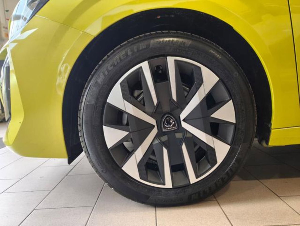 Peugeot 208 1.2 puretech Active s&s 100cv (15)