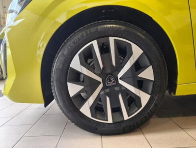 Peugeot 208 1.2 puretech Active s&s 100cv (15)