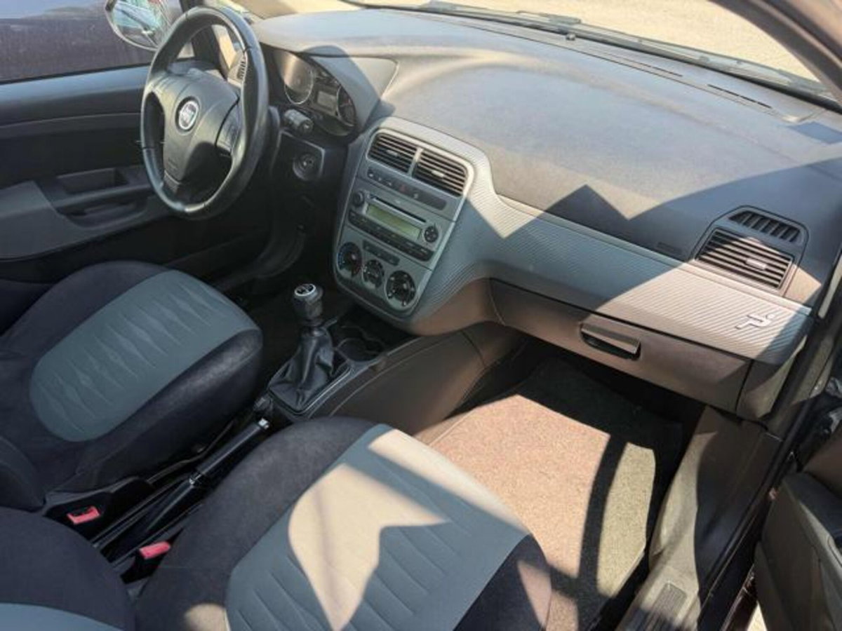 Fiat Grande Punto 1.2 5 porte Actual (6)