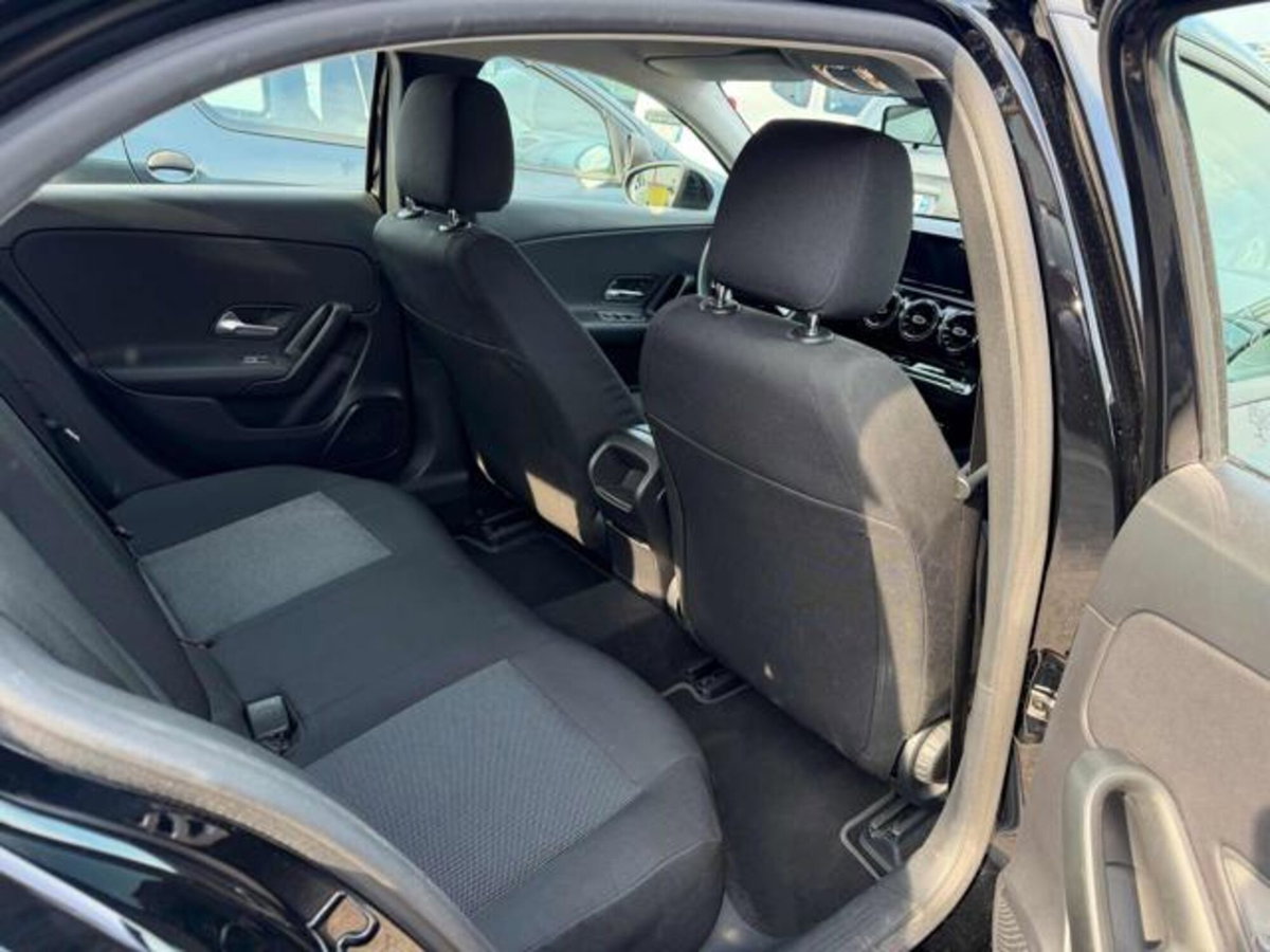 Mercedes-Benz Classe A 180 d Automatic Executive (8)