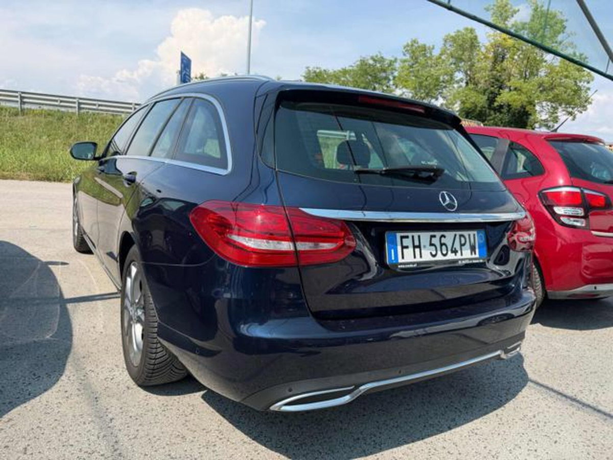 Mercedes-Benz Classe C Station Wagon 200 d Auto Sport Plus (4)