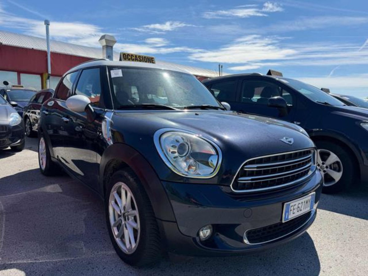 MINI Mini Countryman 2.0 Cooper D Countryman Automatica (2)