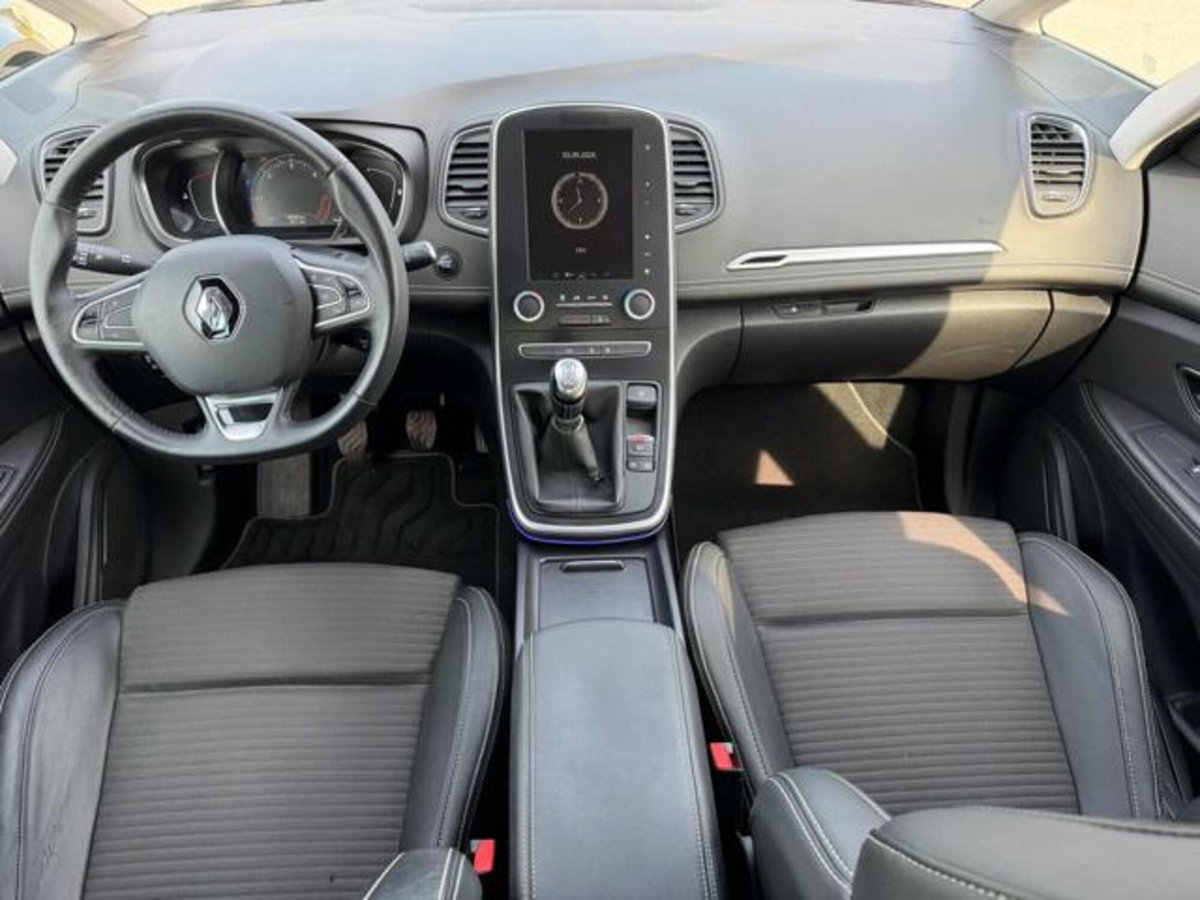 Renault Scenic E-Tech Electric XMod dCi 110 CV Start&Stop Energy Bose (7)