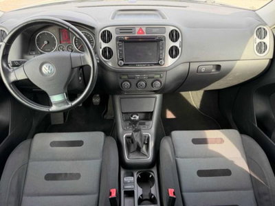Volkswagen Tiguan 2.0 16V TDI DPF Trend & Fun (18°) (7)