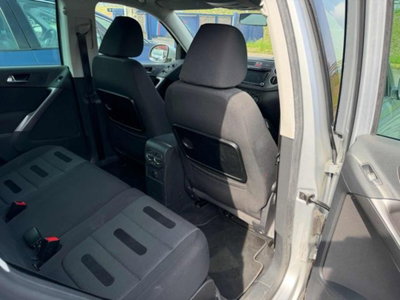 Volkswagen Tiguan 2.0 16V TDI DPF Trend & Fun (18°) (8)