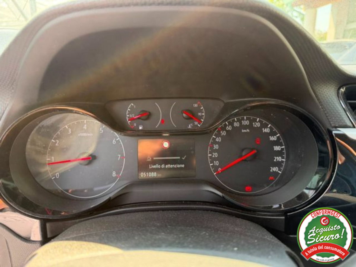 Opel Corsa 1.2 Edition (10)