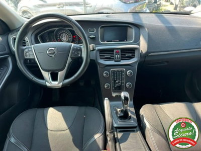 Volvo V40 T2 Business Plus (10)