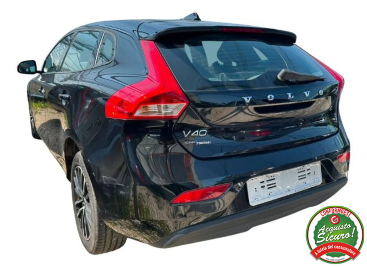 Volvo V40 T2 Business Plus (6)