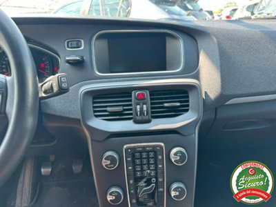 Volvo V40 T2 Business Plus (8)