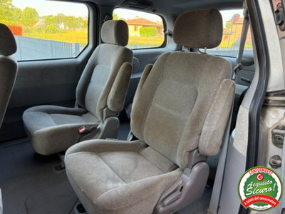 Kia Carnival 2.9 16V CRDi cat Family (8)