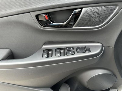 Hyundai Kona 1.6 CRDI 115 CV Xpossible (10)