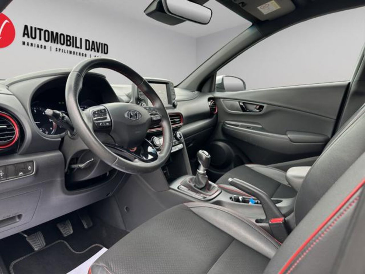 Hyundai Kona 1.6 CRDI 115 CV Xpossible (8)