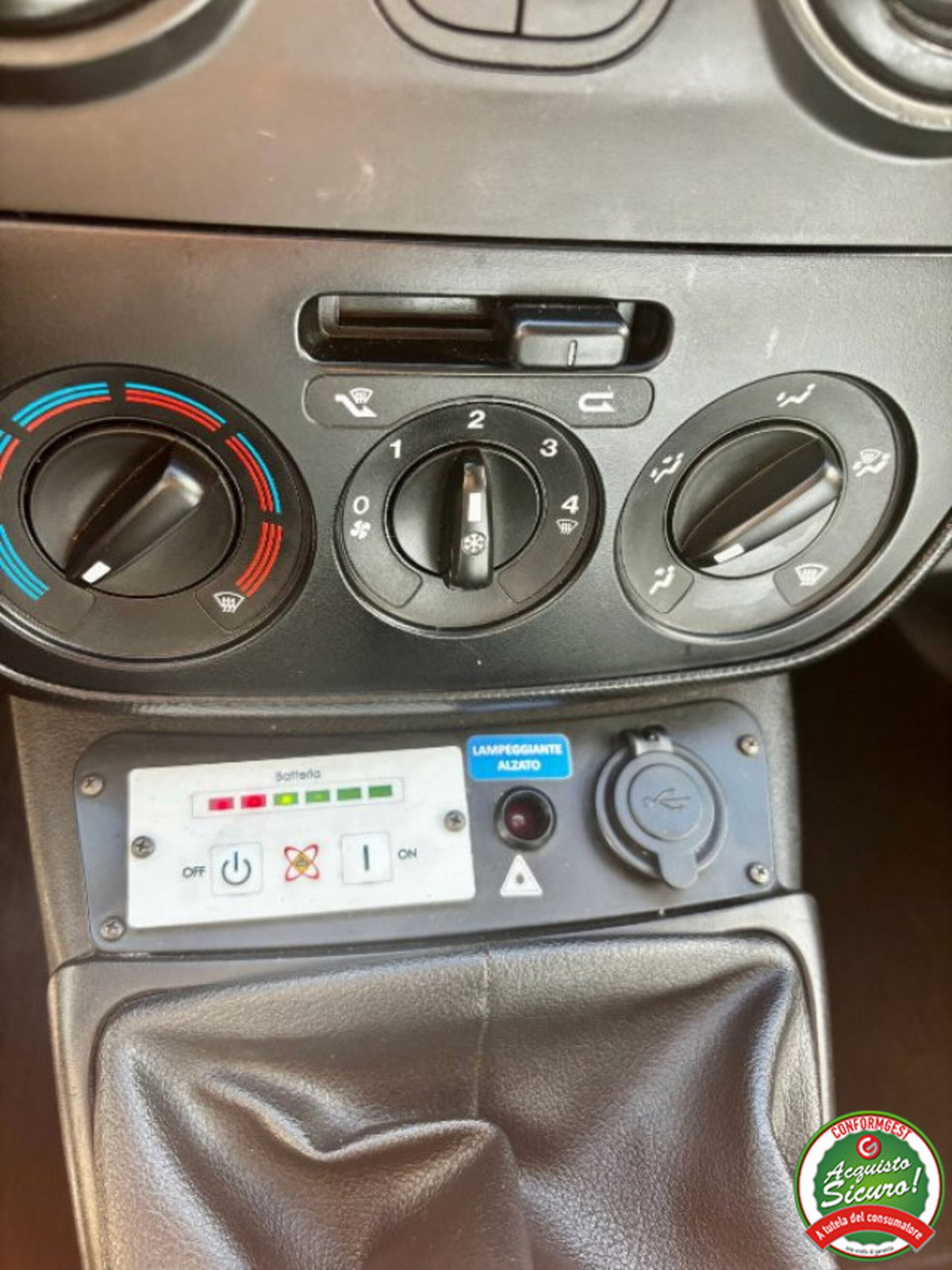 Fiat Fiorino combi N1 1.3 mjt 95cv Adventure (11)
