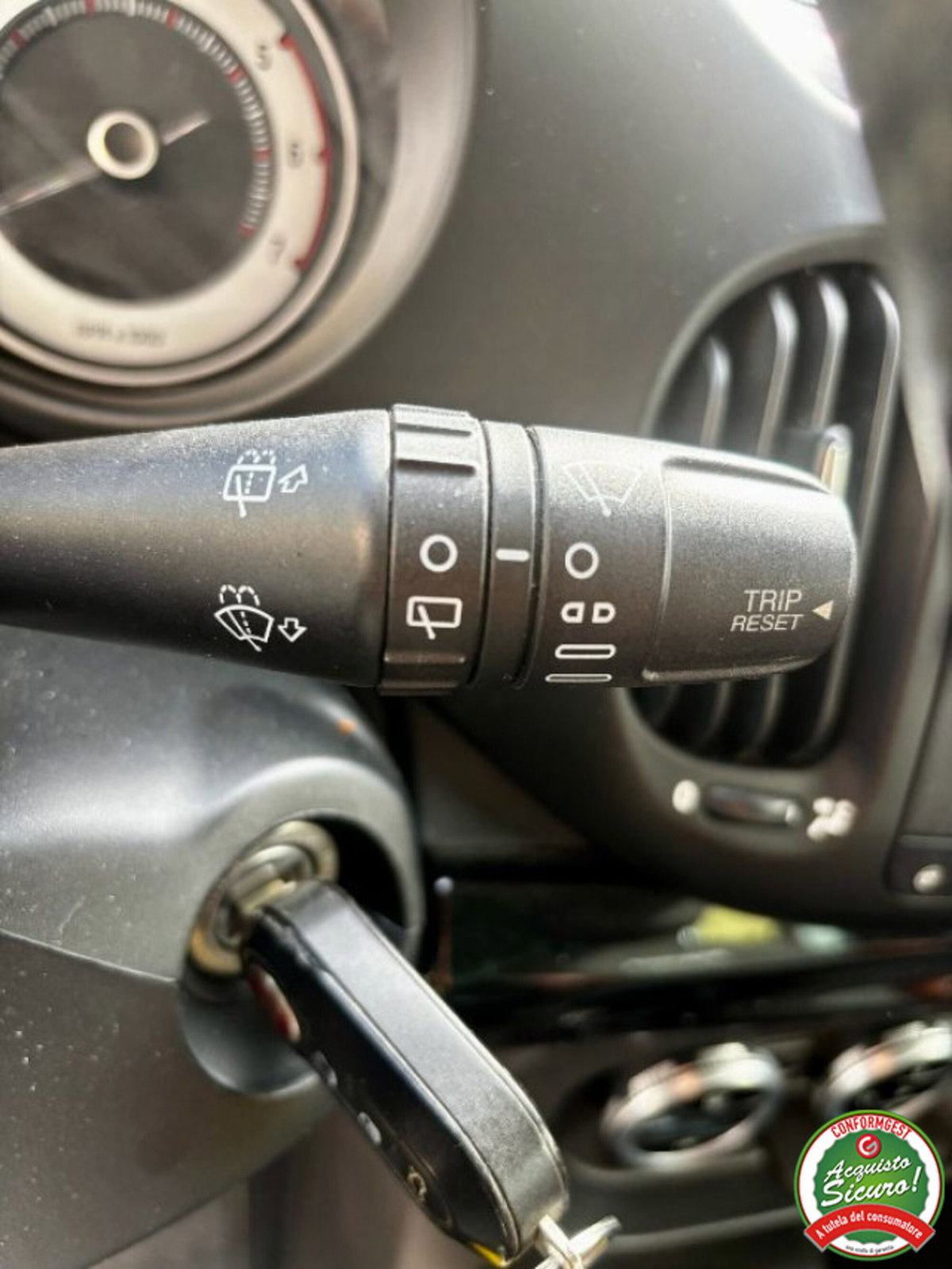 Fiat 500L 1.6 Multijet 120 CV Trekking (17)