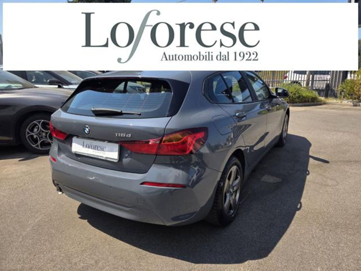BMW Serie 1 116d 2.0 116CV cat 5 porte Attiva DPF (5)