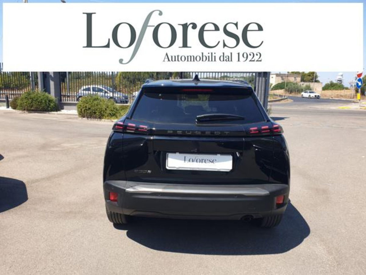 Peugeot 2008 PureTech 100 S&S Allure (5)