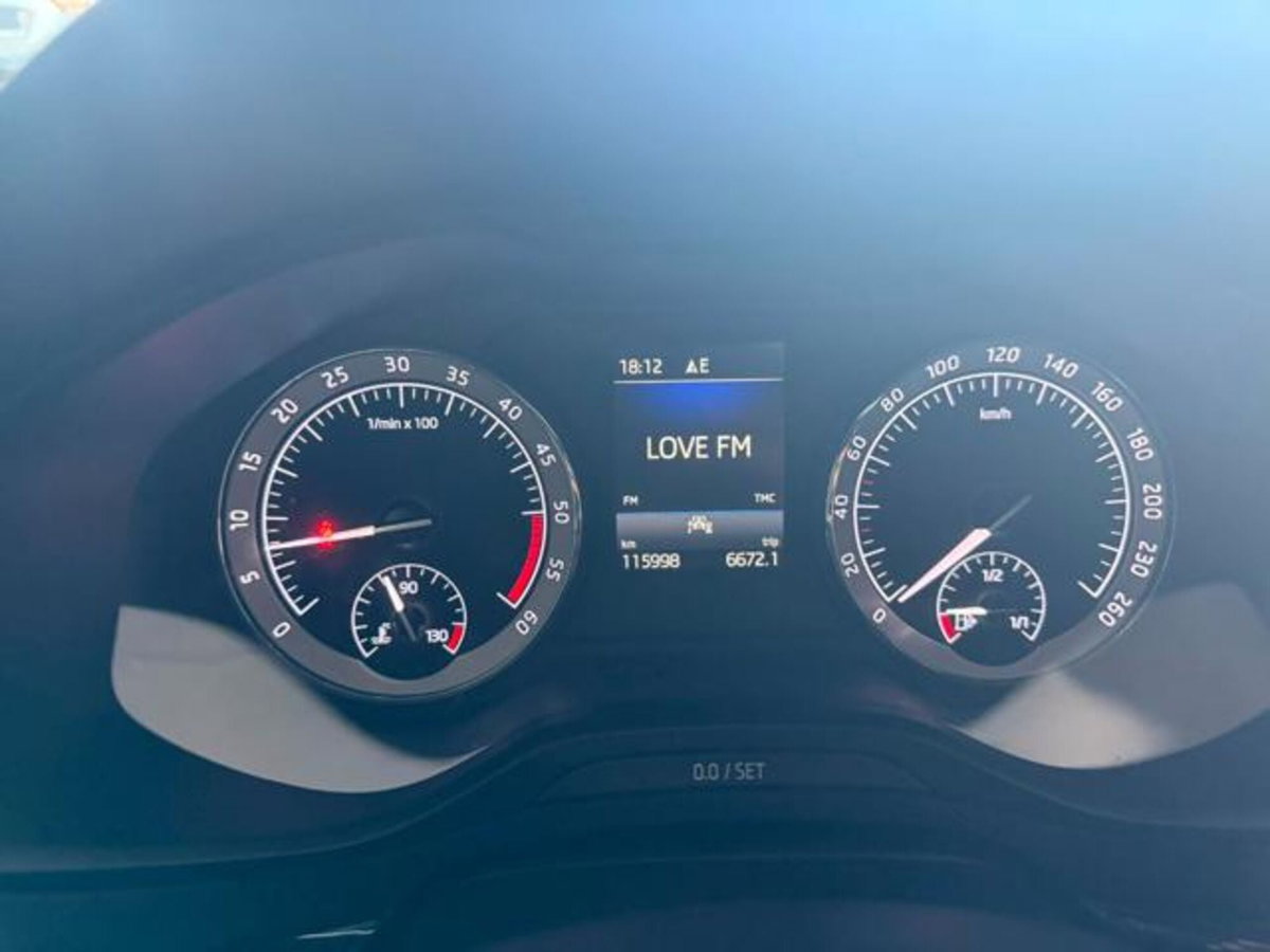 Skoda Karoq 1.6 TDI SCR SportLine (16)