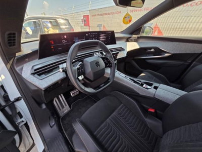 Peugeot 3008 1.2 hybrid GT 145cv e-dcs6 (15)