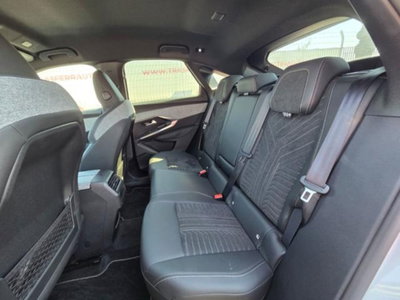 Peugeot 3008 1.2 hybrid GT 145cv e-dcs6 (19)