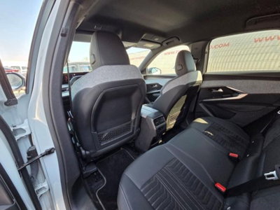 Peugeot 3008 1.2 hybrid GT 145cv e-dcs6 (20)