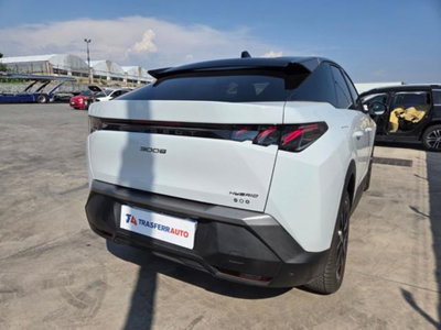 Peugeot 3008 1.2 hybrid GT 145cv e-dcs6 (5)