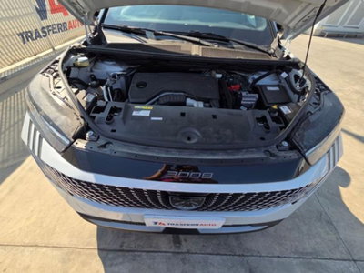 Peugeot 3008 1.2 hybrid GT 145cv e-dcs6 (9)