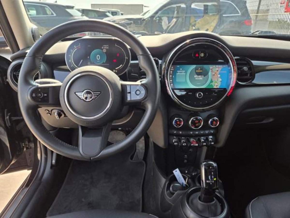 MINI Mini 1.5 Cooper Classic 5 porte (20)