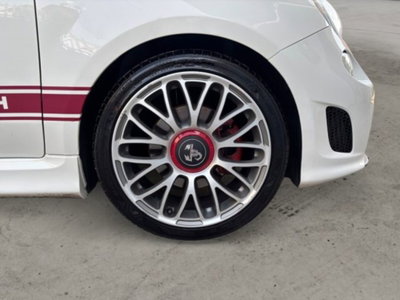 Abarth 500 1.4 Turbo T-Jet (8)
