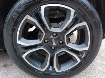 Jeep Avenger 1.2 turbo Summit fwd 100cv (17)