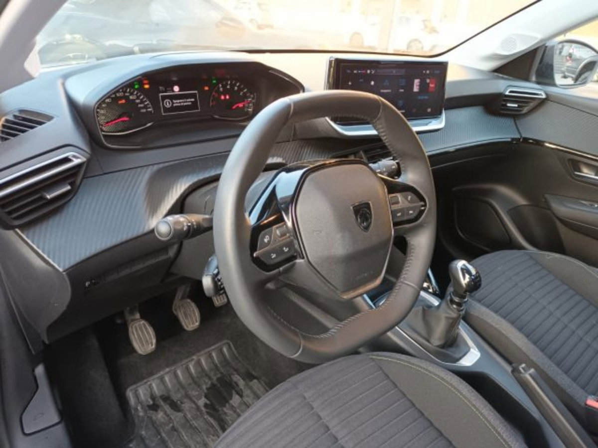 Peugeot 208 1.2 puretech Active s&s 100cv (10)
