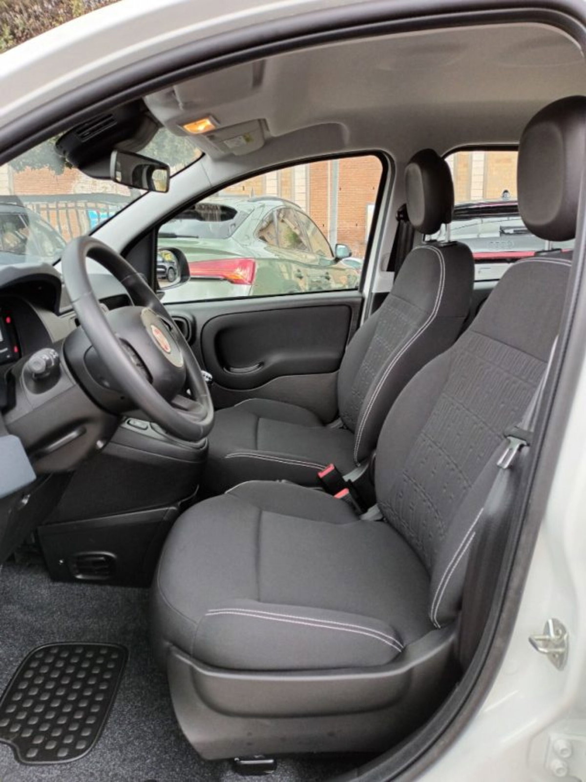 Fiat Panda 1.0 firefly hybrid s&s 70cv (5)