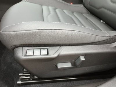 Jeep Avenger 1.2 turbo Summit fwd 100cv (15)