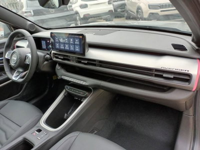 Jeep Avenger 1.2 turbo Summit fwd 100cv (9)
