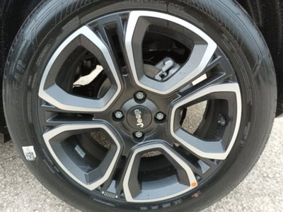 Jeep Avenger 1.2 turbo Summit fwd 100cv (17)