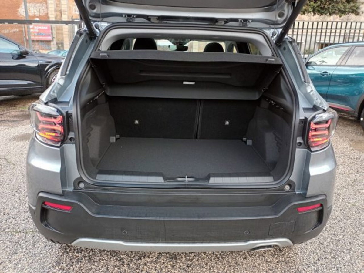 Jeep Avenger 1.2 turbo Summit fwd 100cv (18)