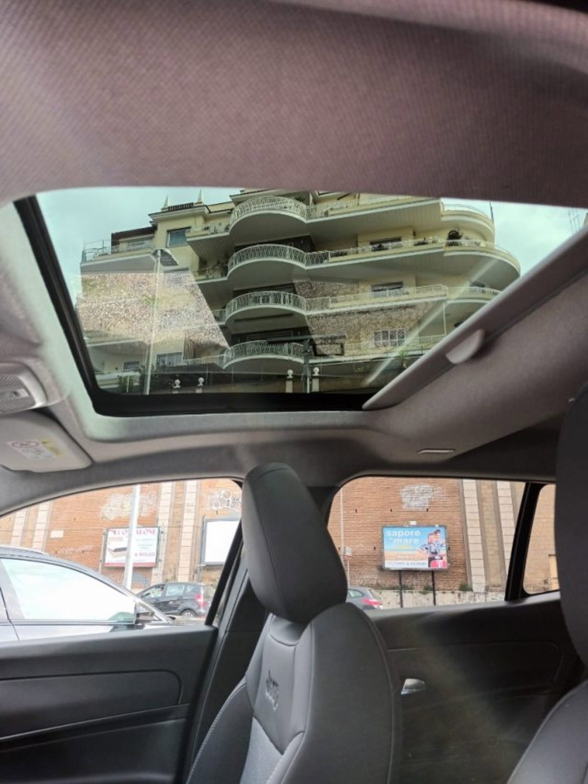 Jeep Avenger 1.2 turbo Summit fwd 100cv (15)