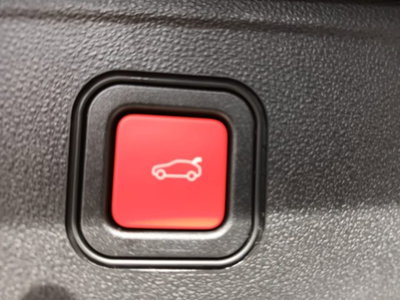 Jeep Avenger 1.2 turbo Summit fwd 100cv (18)
