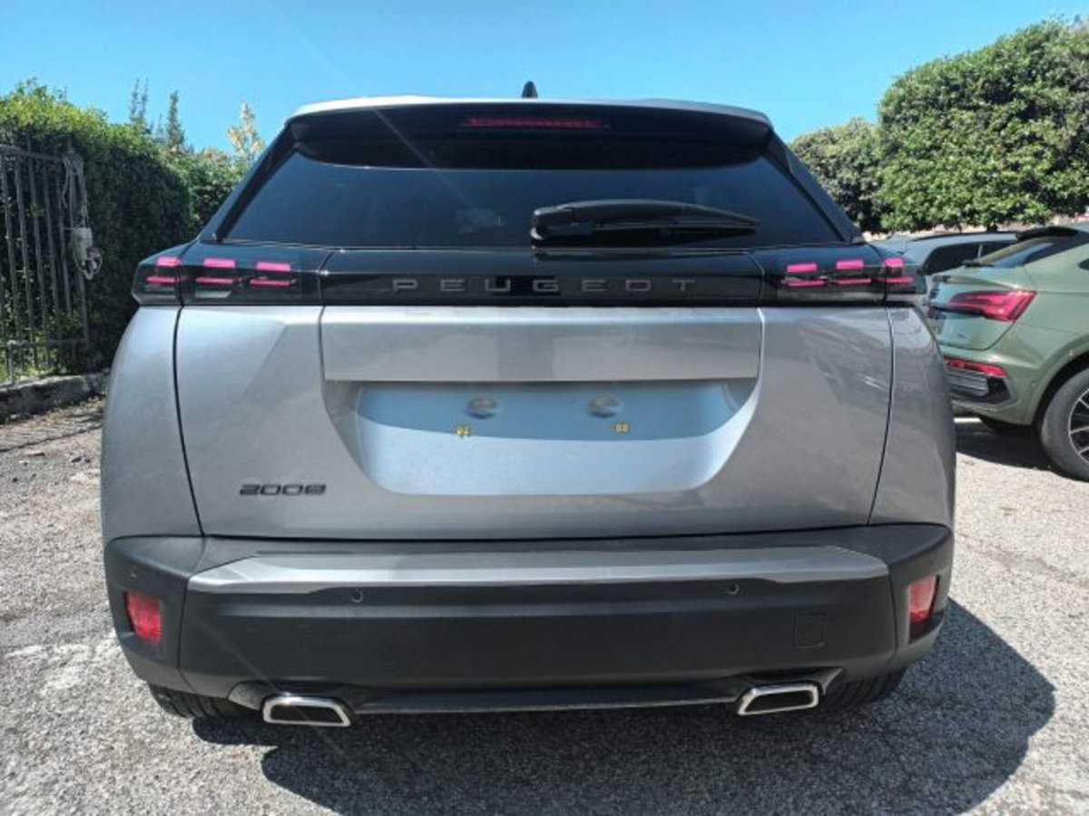 Peugeot 2008 PureTech 130 S&S EAT8 Allure Pack (5)