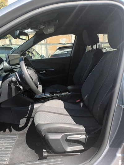 Peugeot 2008 PureTech 130 S&S EAT8 Allure Pack (7)