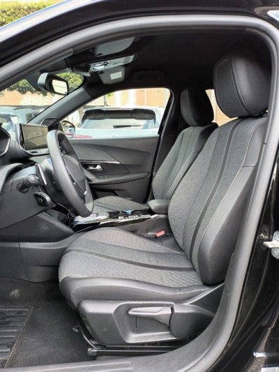 Peugeot 2008 PureTech 130 S&S EAT8 Allure Pack (5)