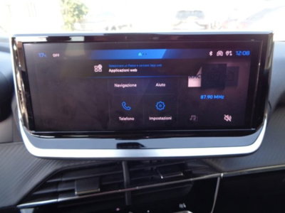 Peugeot 2008 PureTech 100 S&S Allure (8)