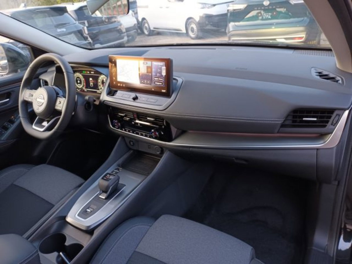 Nissan Qashqai 1.3 mhev N-Connecta 2wd 158cv (10)