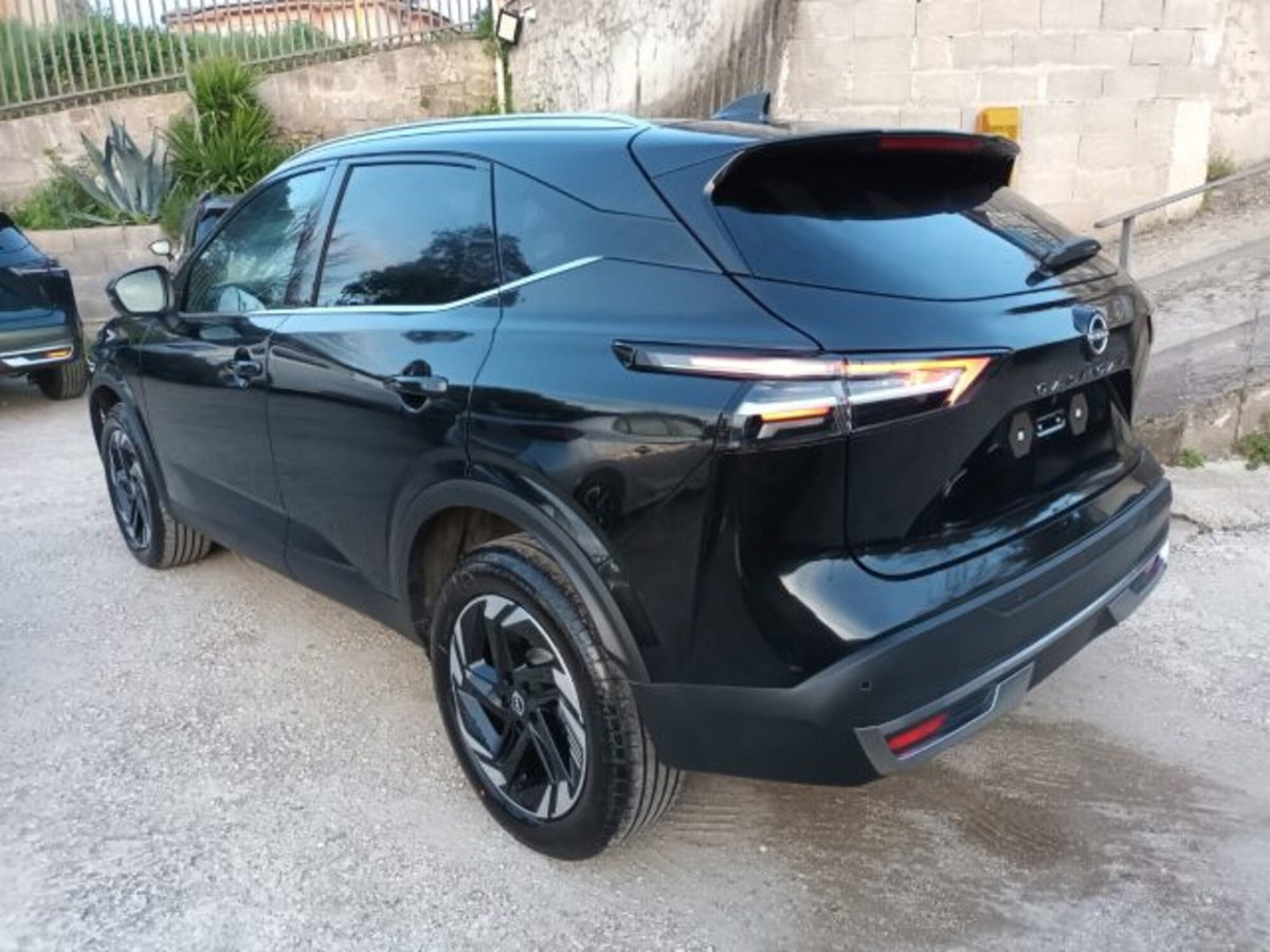 Nissan Qashqai 1.3 mhev N-Connecta 2wd 158cv (4)