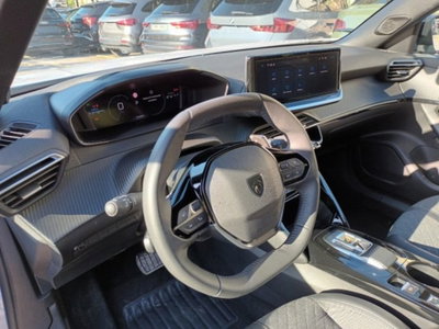 Peugeot 2008 PureTech 130 S&S EAT8 Allure Pack (6)