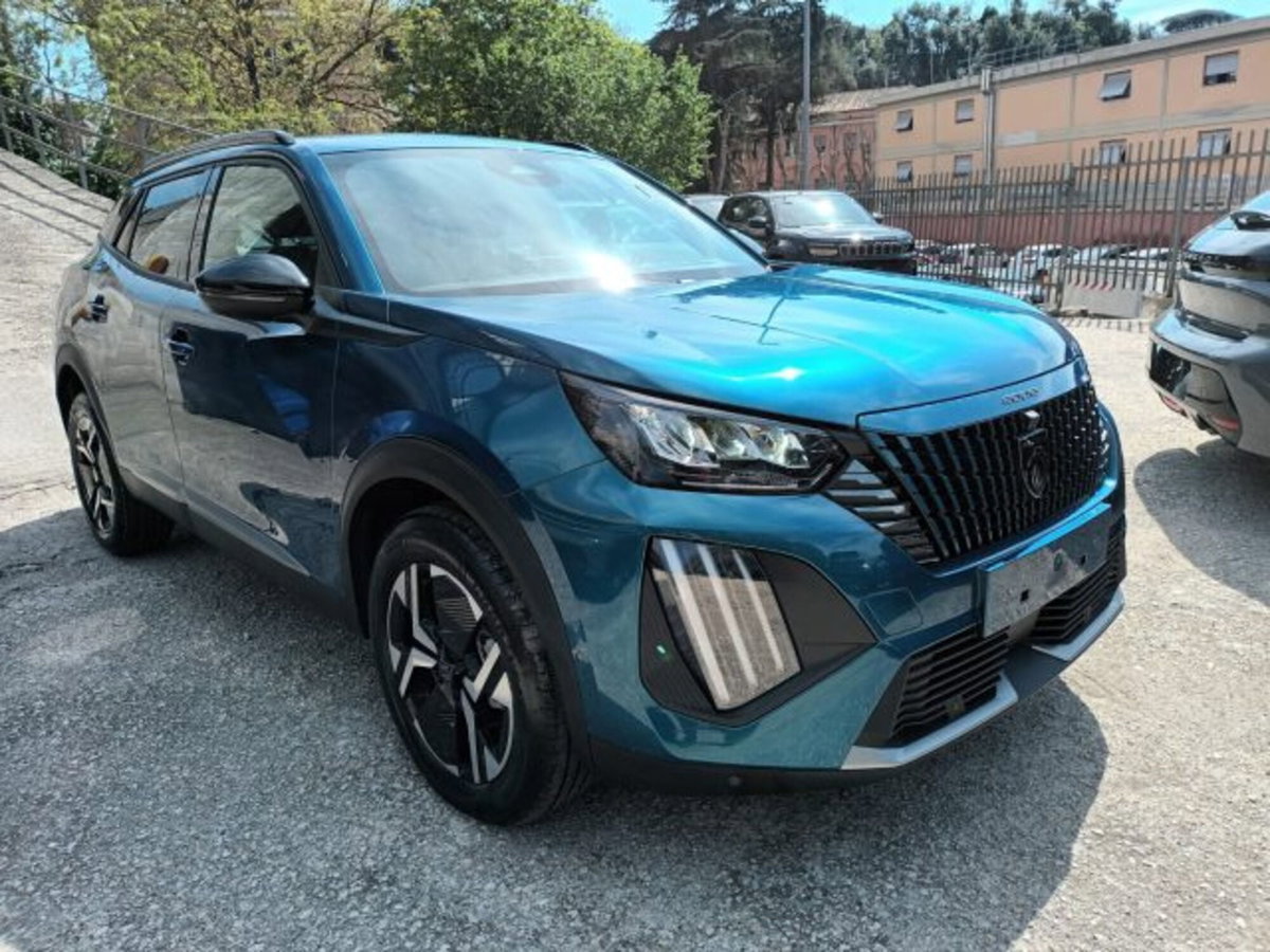 Peugeot 2008 PureTech 100 S&S Allure (2)