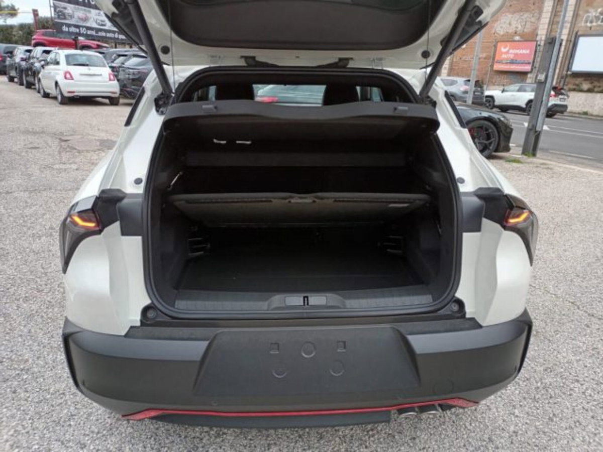 Alfa Romeo Junior elettrica Speciale 156cv (17)