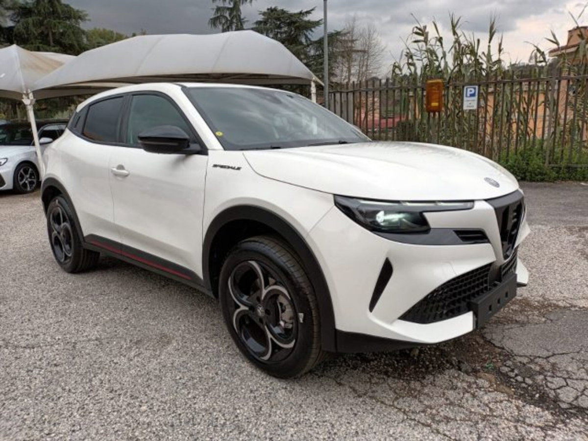 Alfa Romeo Junior elettrica Speciale 156cv (2)