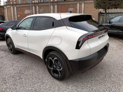Alfa Romeo Junior elettrica Speciale 156cv (4)